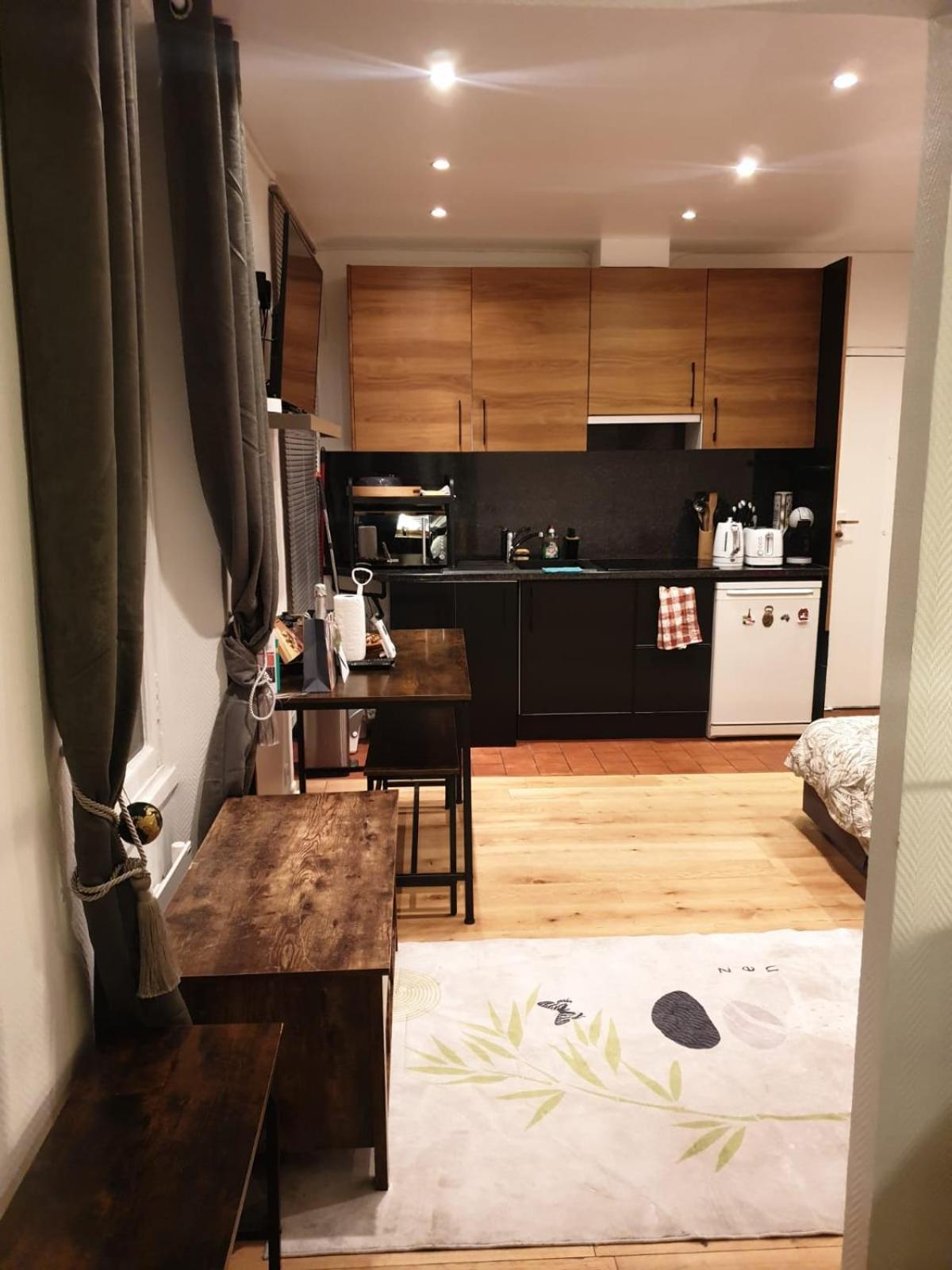 Fabulous F2 Champs-elysees Apartment