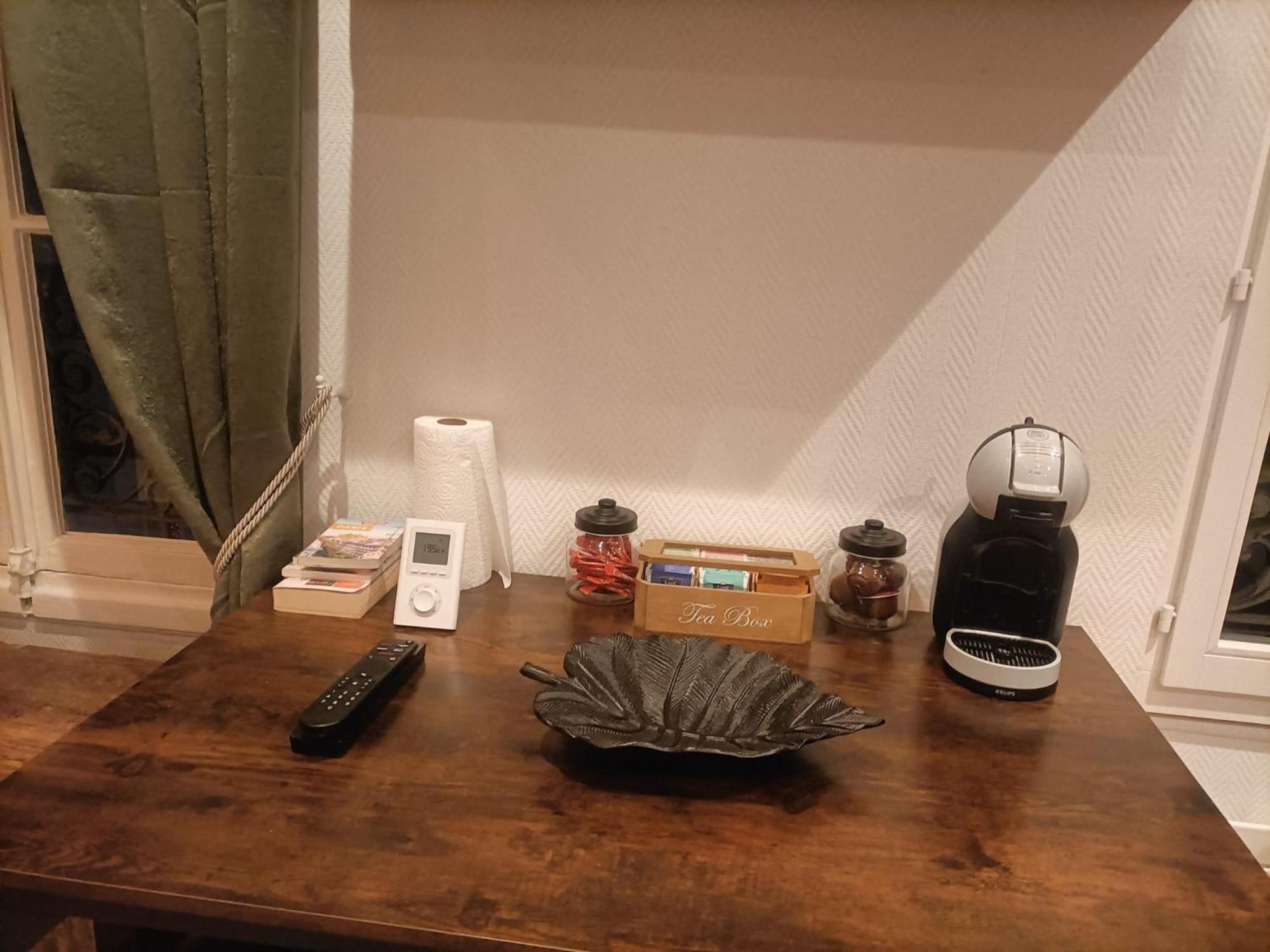 Fabulous F2 Champs-elysees * Paris